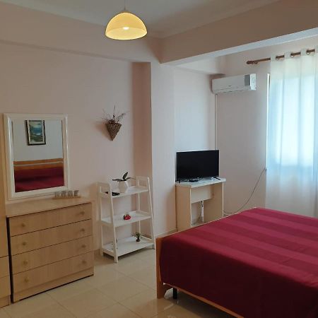 Jozi Kaiser Apartment 3 Durrës Esterno foto