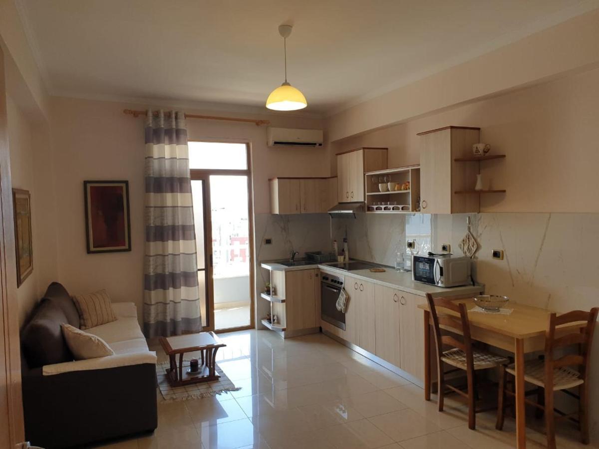 Jozi Kaiser Apartment 3 Durrës Esterno foto